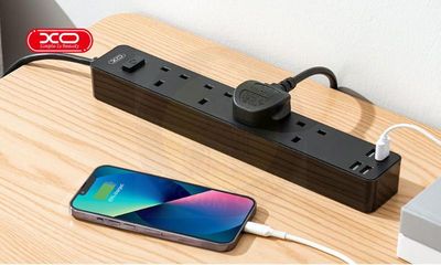 XO BLACK EXTENSION LEAD IRL-UK 4 USB + 4 AC SOCKETS 1.8M (6701) EXSXO-WL12IRL-UK