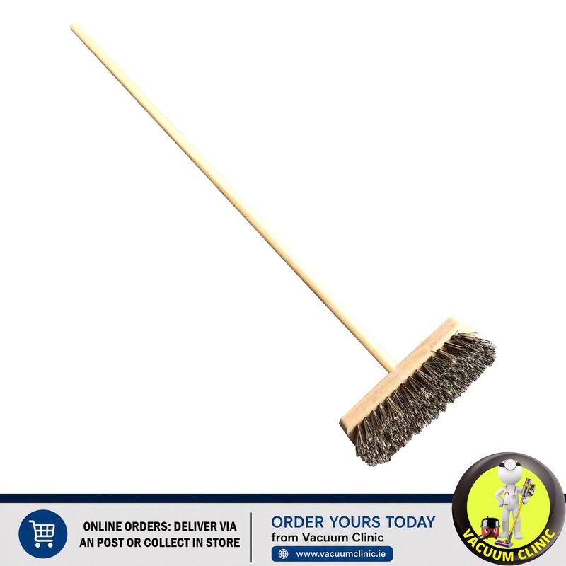 DECK SCRUB BRUSH &amp; WOODEN HANDLE COMPLETE (2101) Y03395