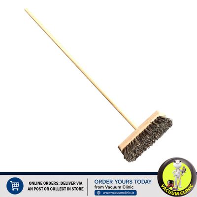 DECK SCRUB BRUSH &amp; WOODEN HANDLE COMPLETE (2101) Y03395