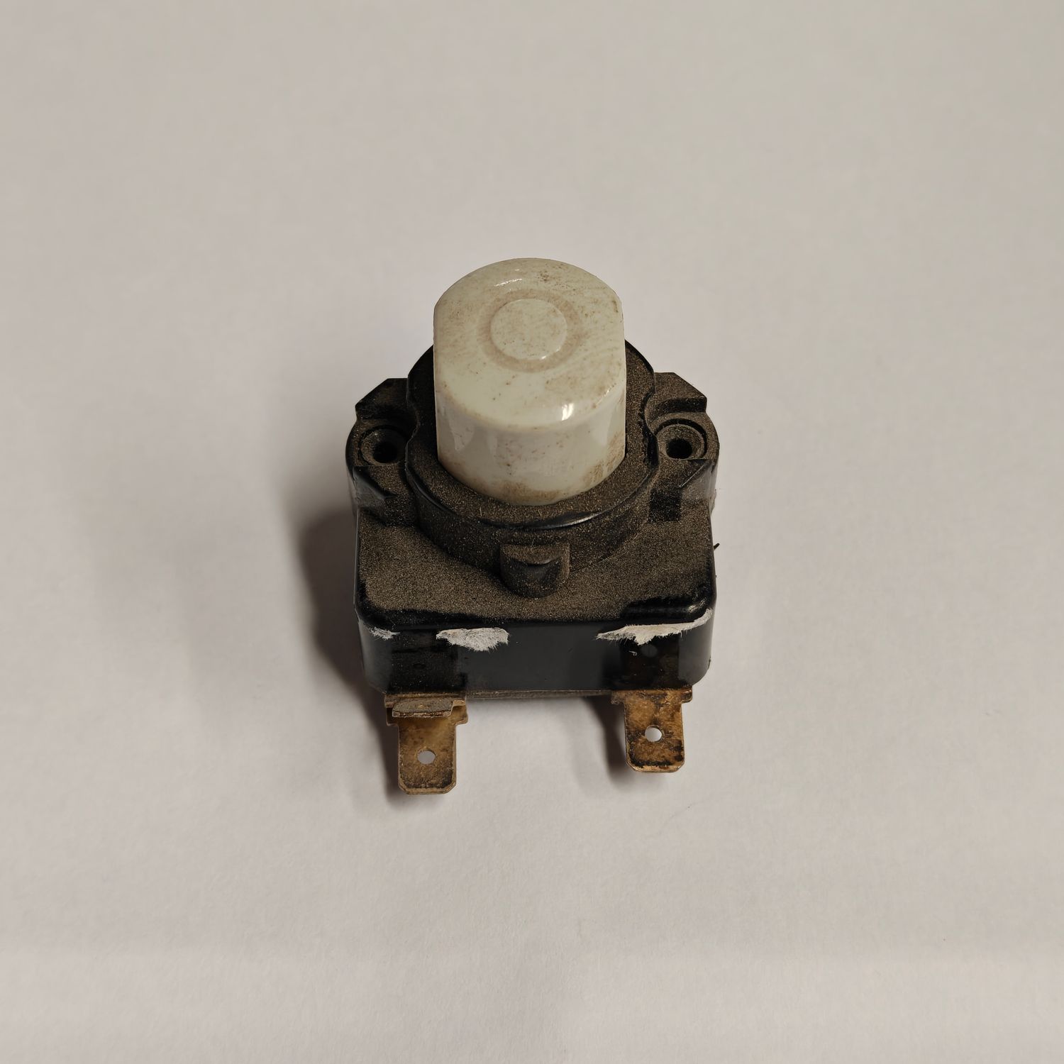 ELECTROLUX ON/OFF S/W CYLINDER VAC (3804) EXSSW28