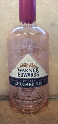 Warner Edwards Rhubarb Gin Candle