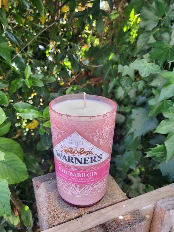 Warner Edwards Rhubarb Gin Candle