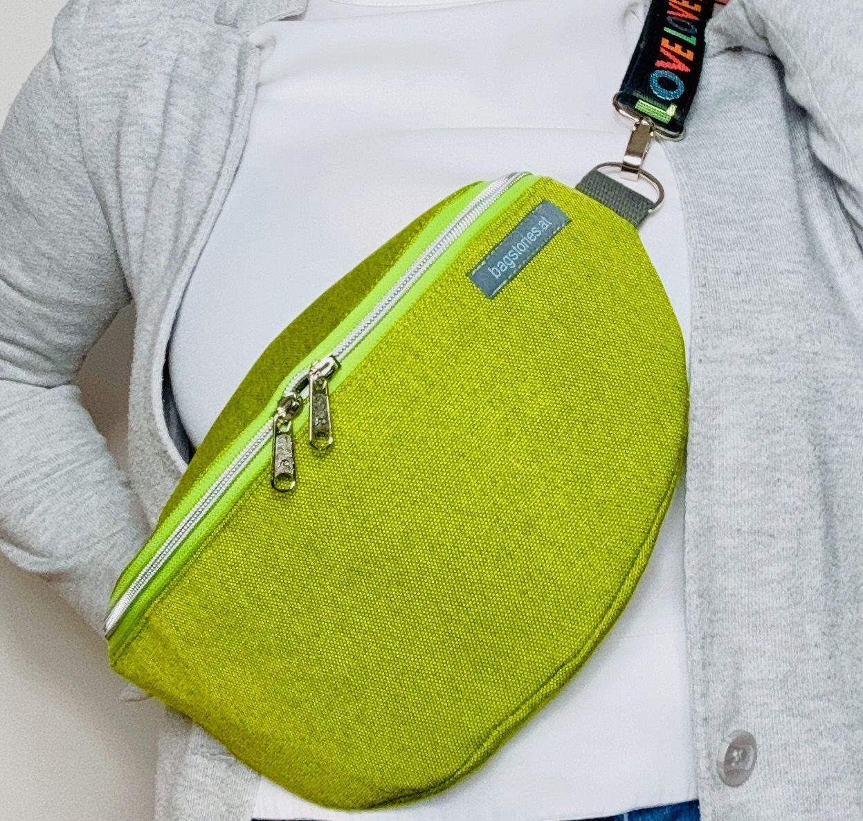 CROSSBODY.bag - grün