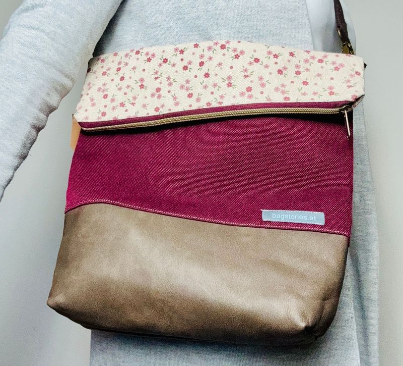 FOLDOVER.bag - Blümchen/bordeaux