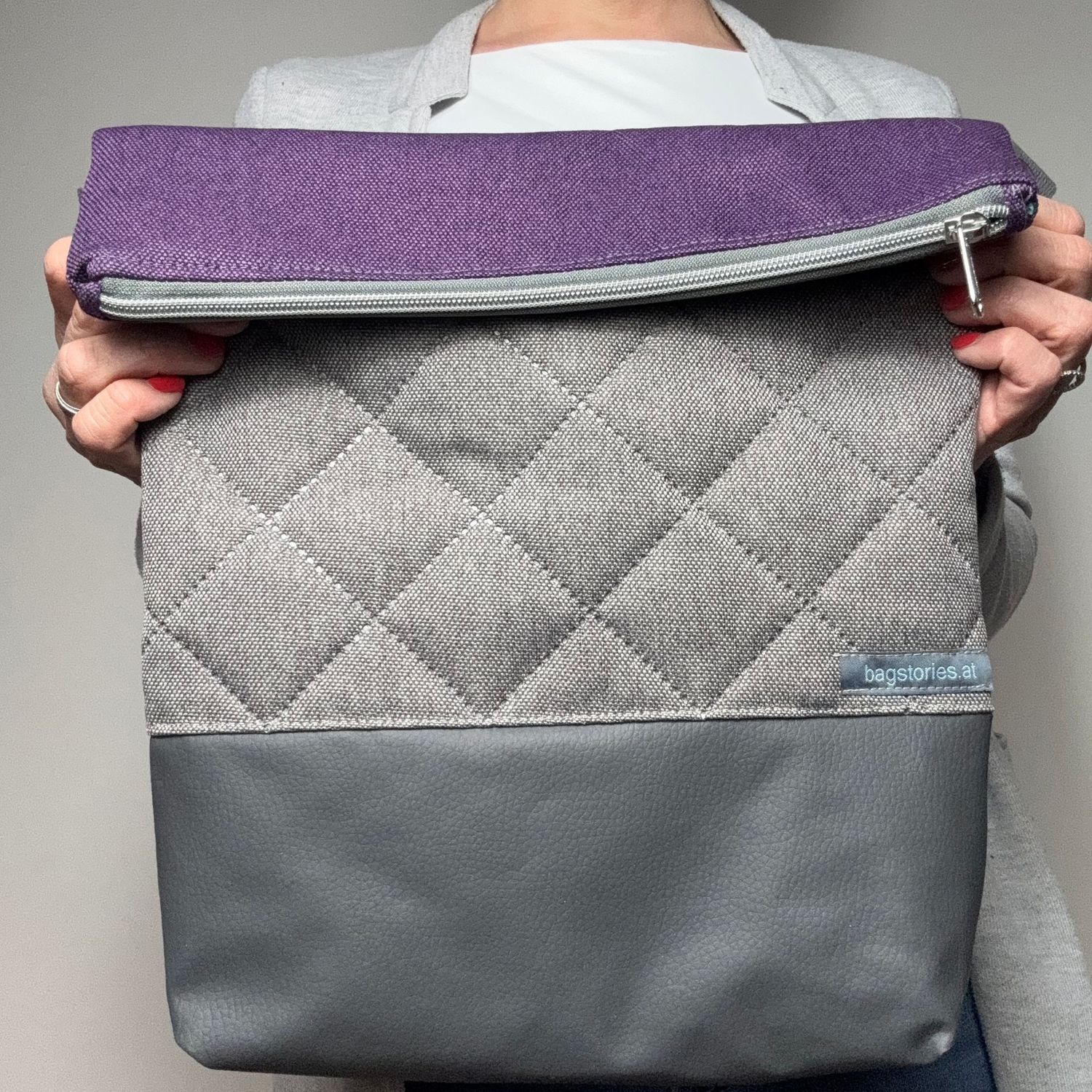 FOLDOVER.bag -violett/grau