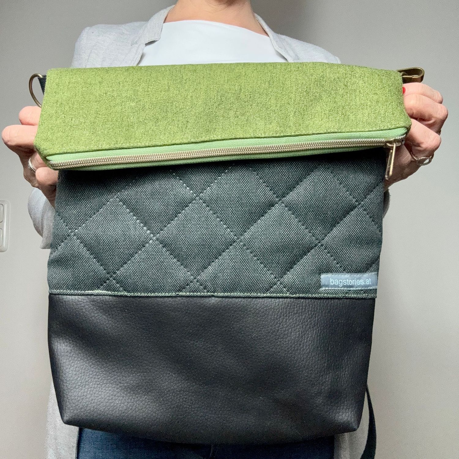 FOLDOVER.bag -grün/anthrazit