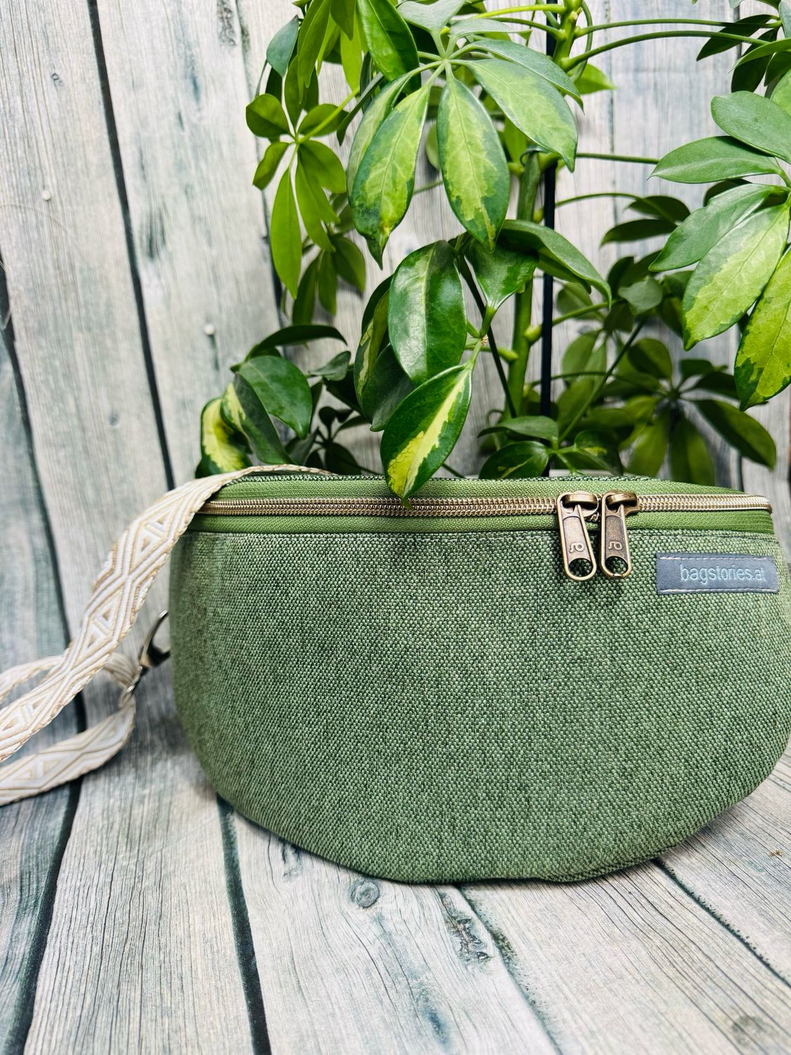 CROSSBODY.bag - heugrün