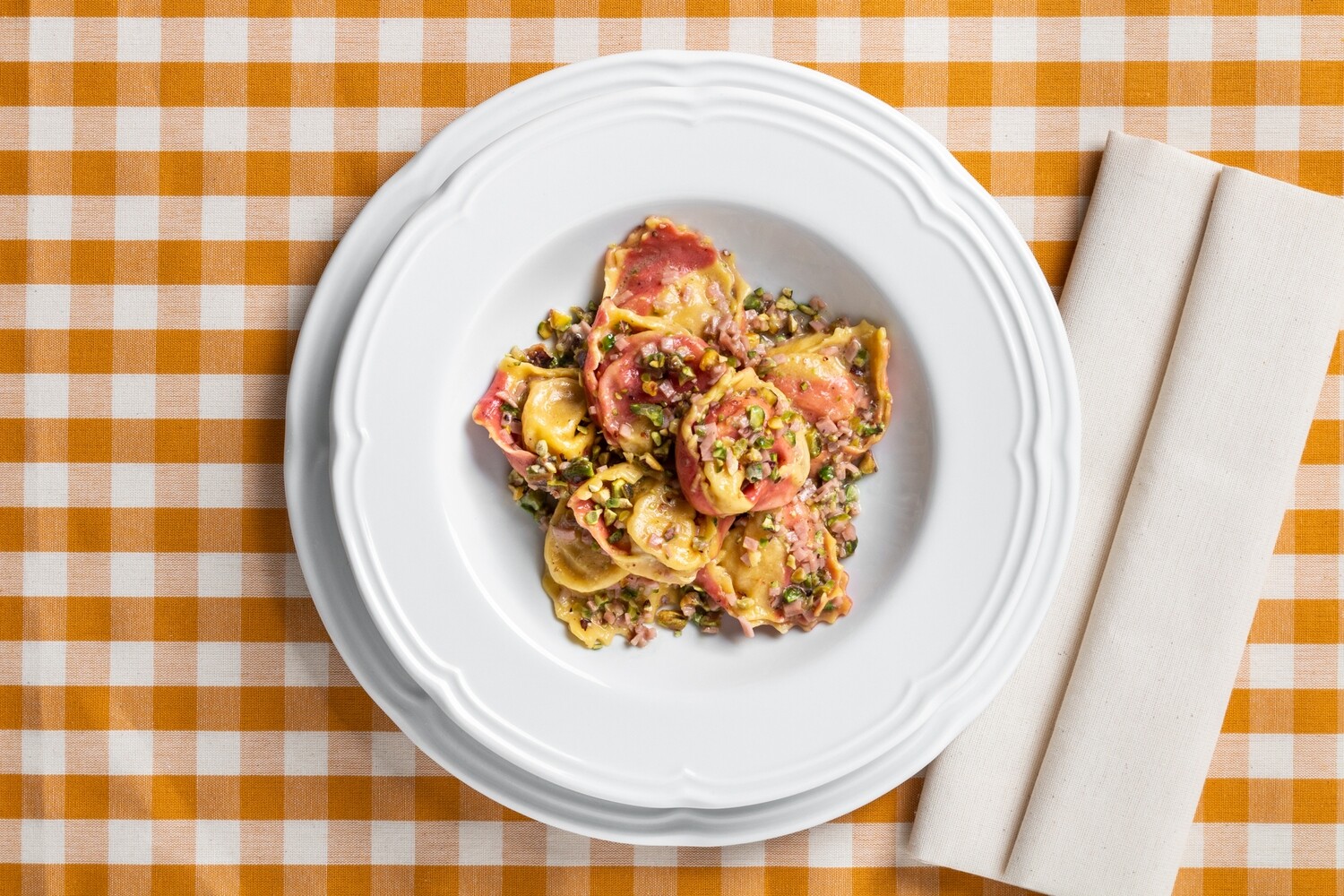 Tortelli alla mortadella e pistacchio di Bronte Tortelli alla mortadella e pistacchio di Bronte
