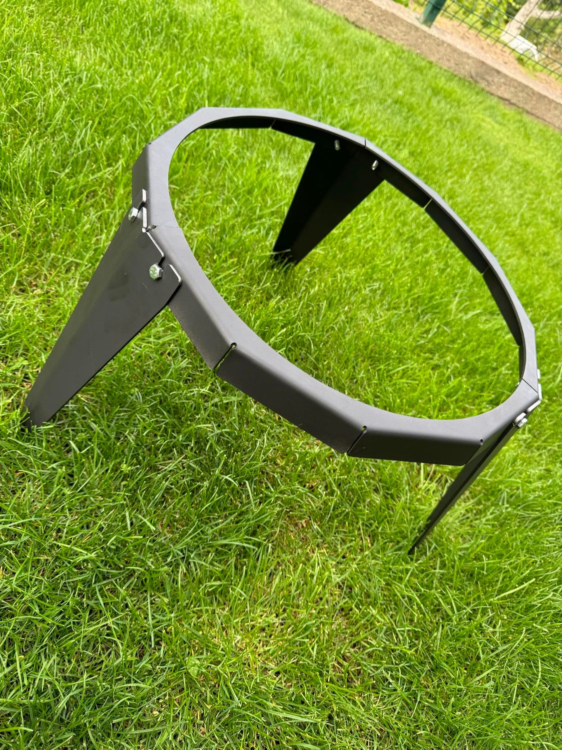 Tripod D40 mm, steel, suitable for Kazan 12-16 l