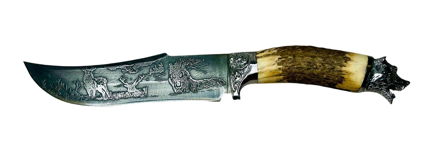 Uzbek knife Pchak Bear, "Horn" handle, with engraving, blade 18-19 cm, total length 32 cm.