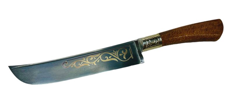 Uzbek knife Pchak, walnut handle, with engraving, blade 17 cm, total length 31 cm.