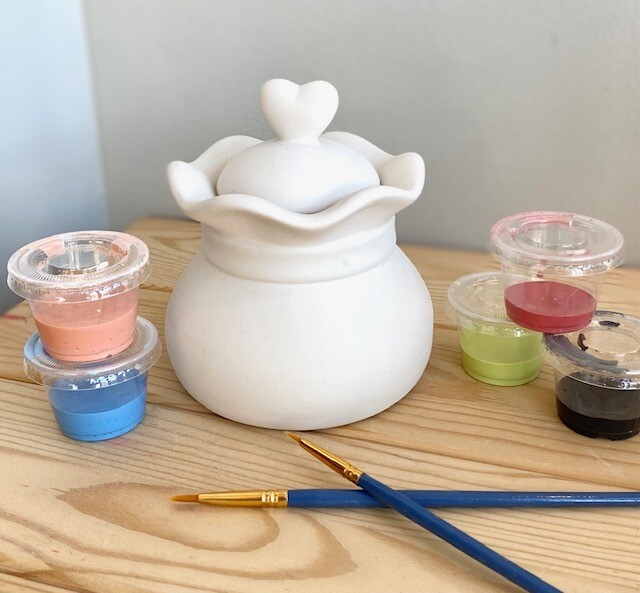 Hugs and Kisses Keeper jar / Box Heart Lid
