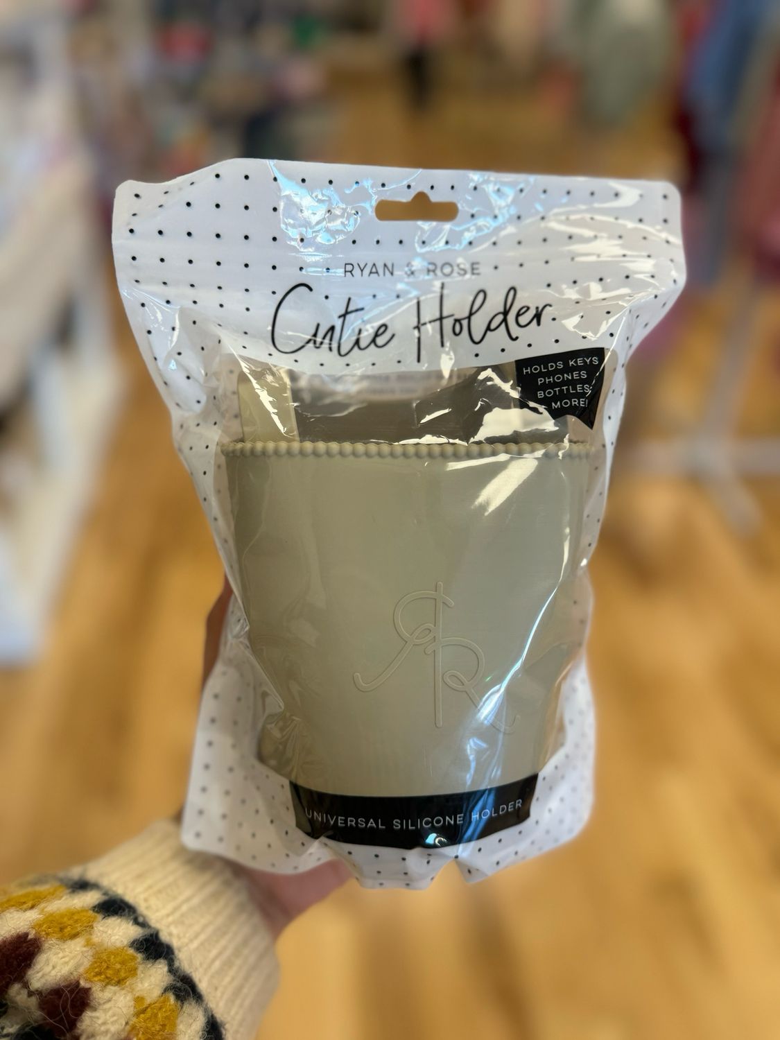 Cutie Holder