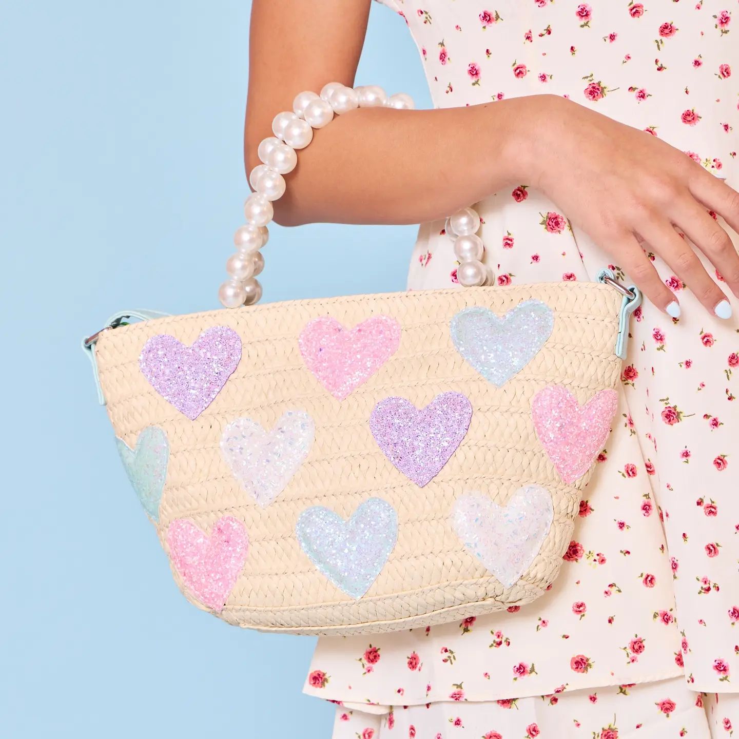 Glitter Hearts Straw Purse with Pearl Handles