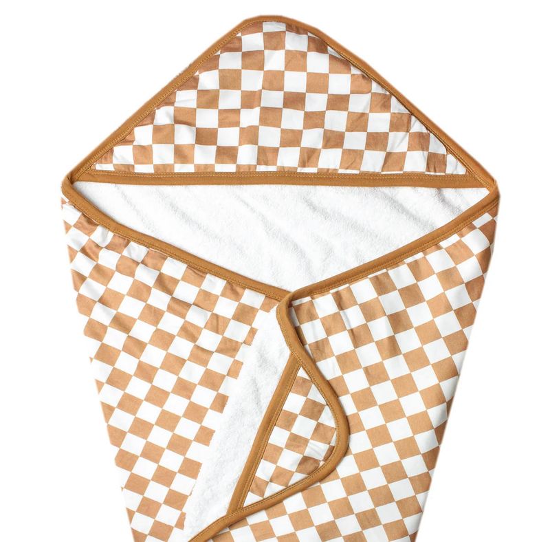 Copper Pearl &quot;Rad&quot; Premium Hooded Towel