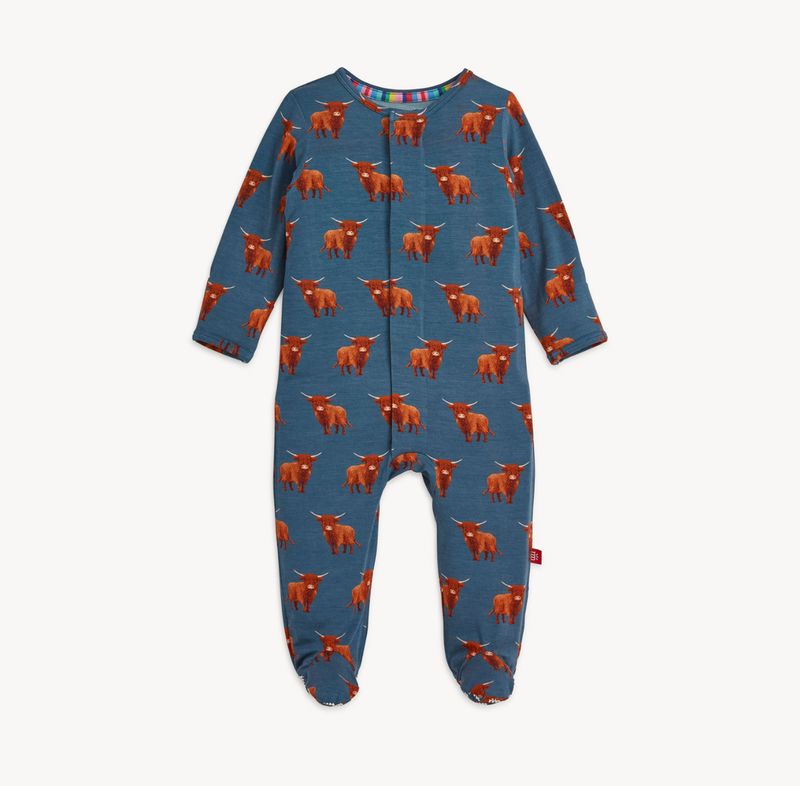 Word to Your Herd Modal Magnetic Footie