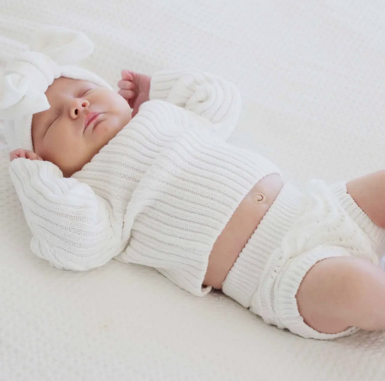 Caden Lane Knit Sweater &amp; Lace Bloomer Set (Dove)