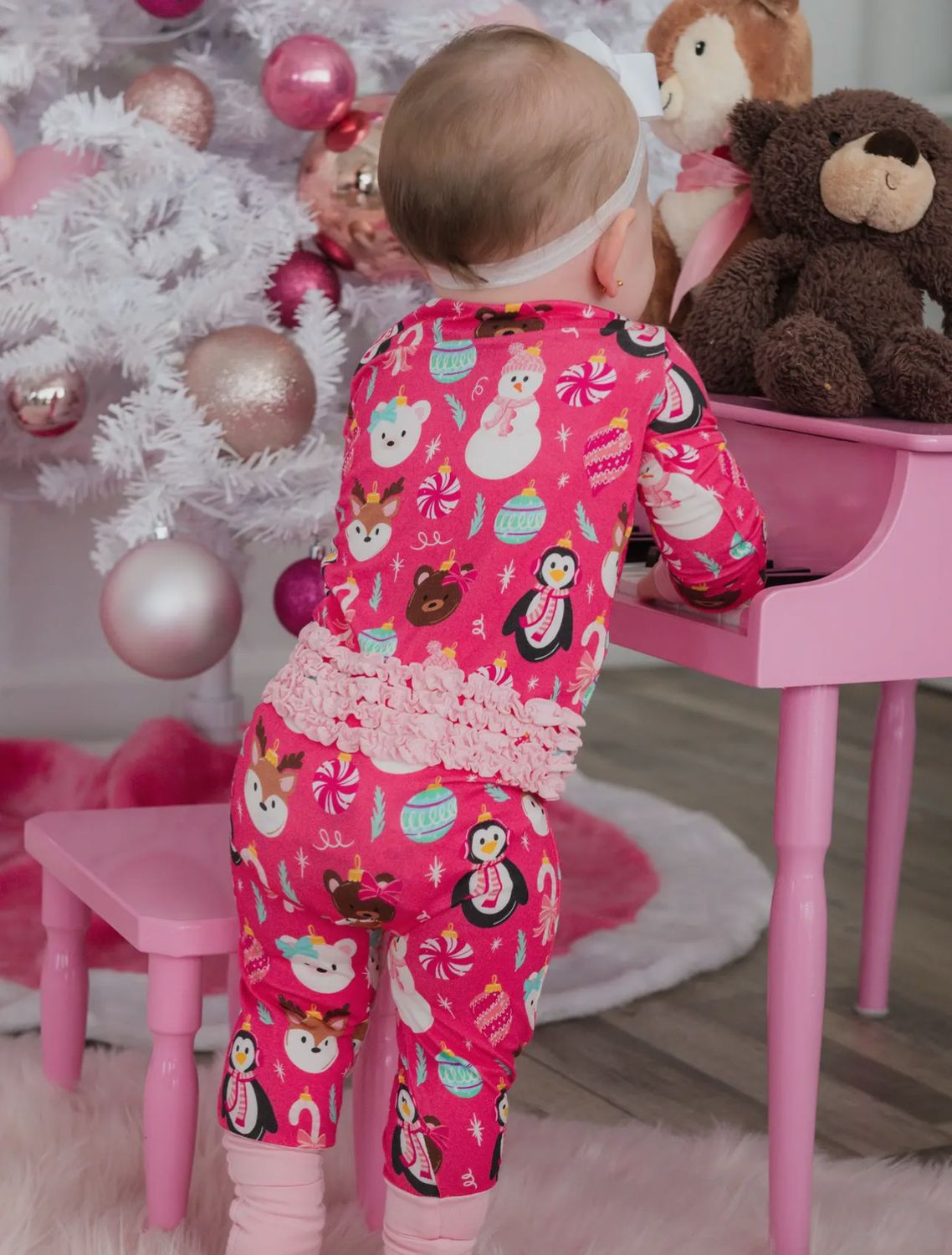 Softsnooze™ Bamboo Frosty Friends Convertible Ruffle Footie