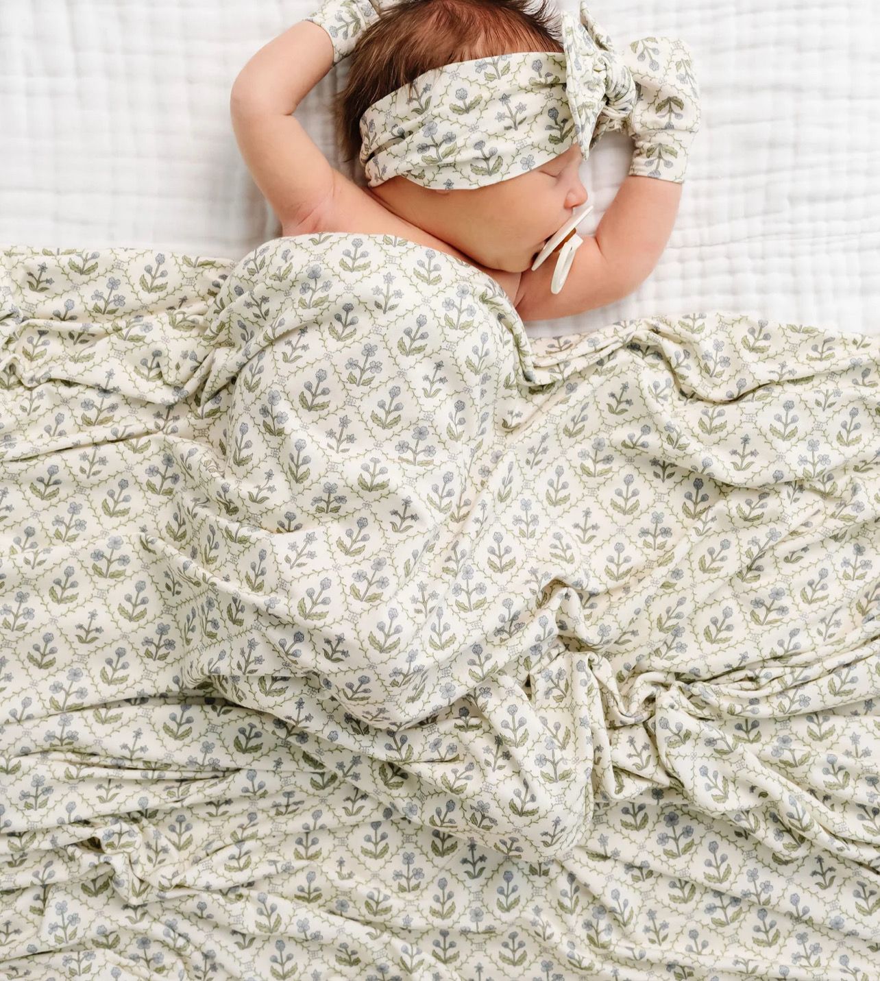 Lou Lou &amp; Co &quot;Etta&quot; Swaddle Blanket