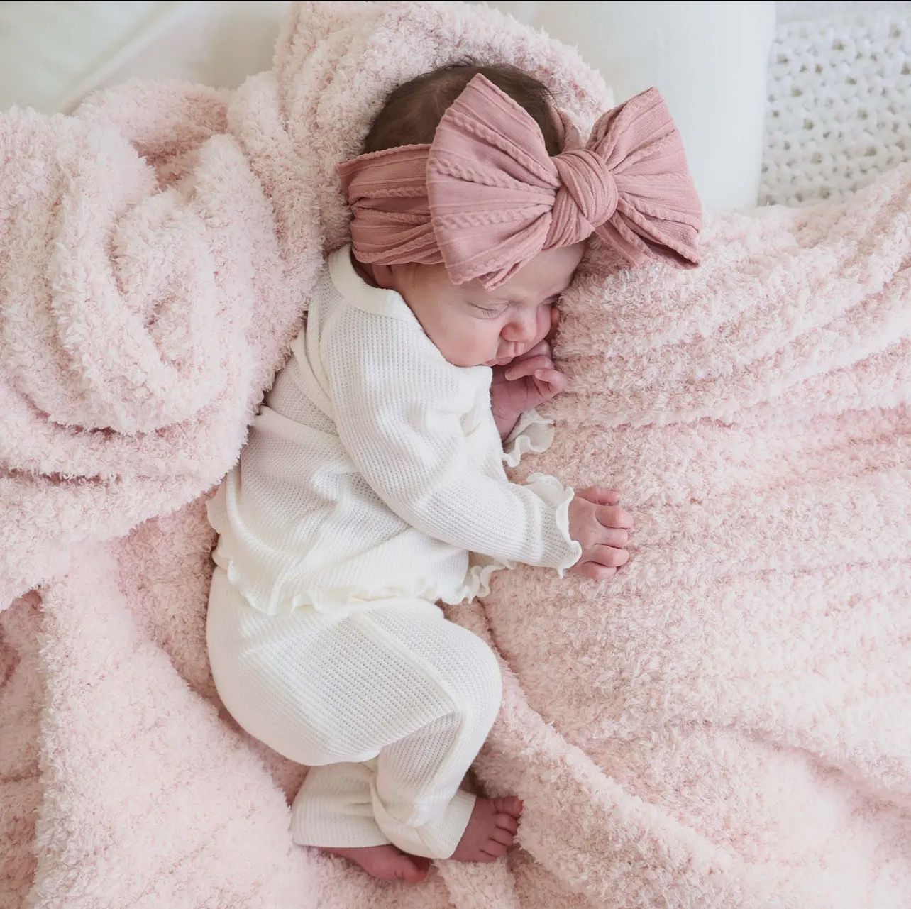 Caden Lane White Waffle Crossover Top &amp; Bottom WLarge Ruffle Bow