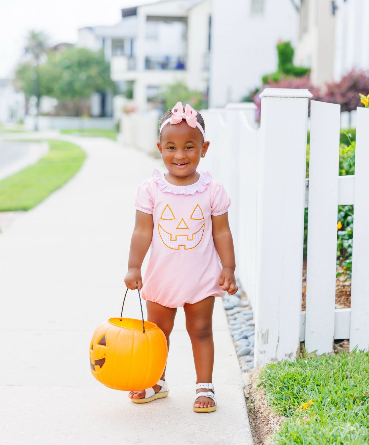 Pink Carving Cutie Ruffle Bubble