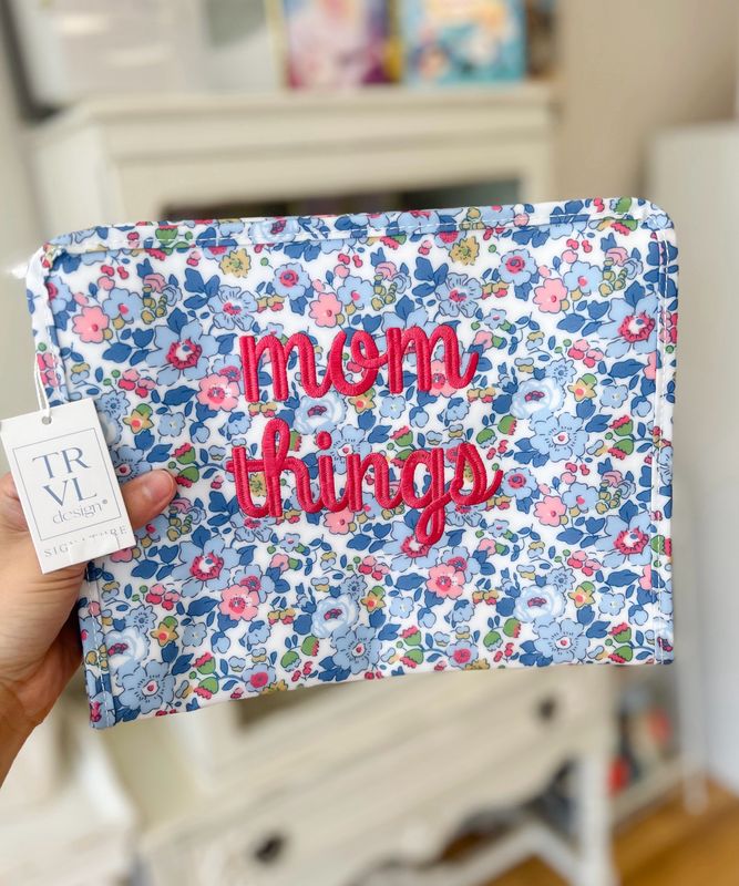 "Mom Things" Embroidered Large TRVL Roadie - BRIDGEHAMPTON floral