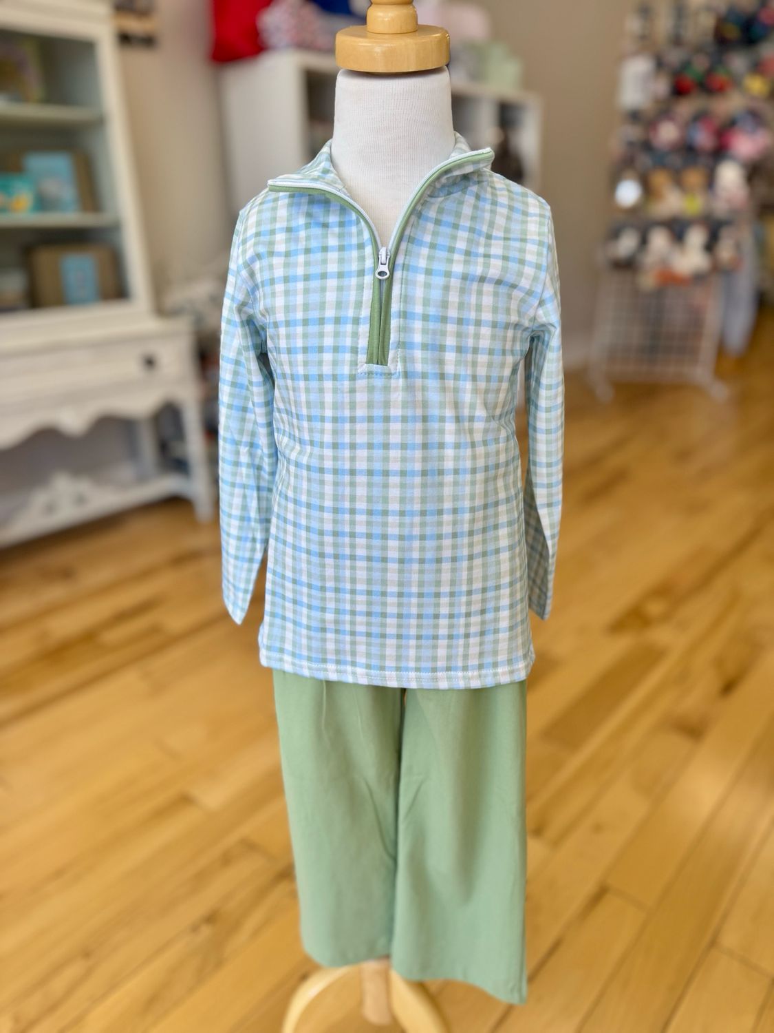 Basin Plaid Evan Pullover Pants Set