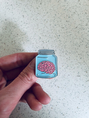 Sagė smegenys mėlynos spalvos