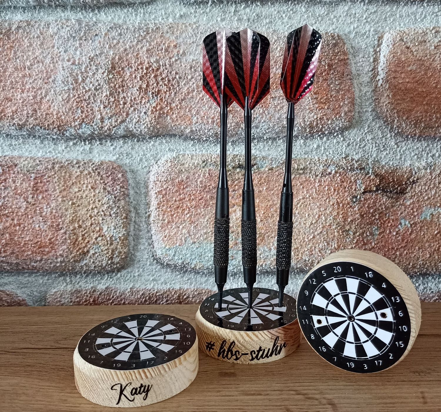 Dartpfeile Ständer aus Holz ~ personalisierbar ~ Deko ~ Darts ~ Pfeile