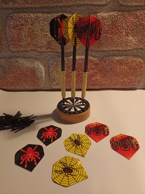 Dartpfeile Ständer Set mit 3 Pfeile und Ersatzspitzen ~ personalisierbar ~ Deko ~ Darts ~ Dartpfeile Ständer Set mit 3 Pfeile und Ersatzspitzen ~ personalisierbar ~ Deko ~ Darts ~