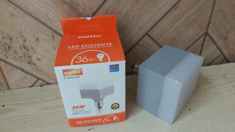 Foco Decorativo 36W