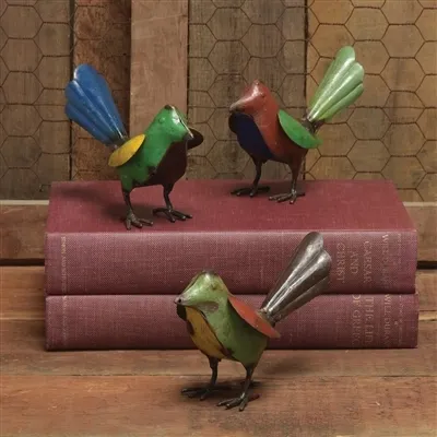 Upcycled Bird