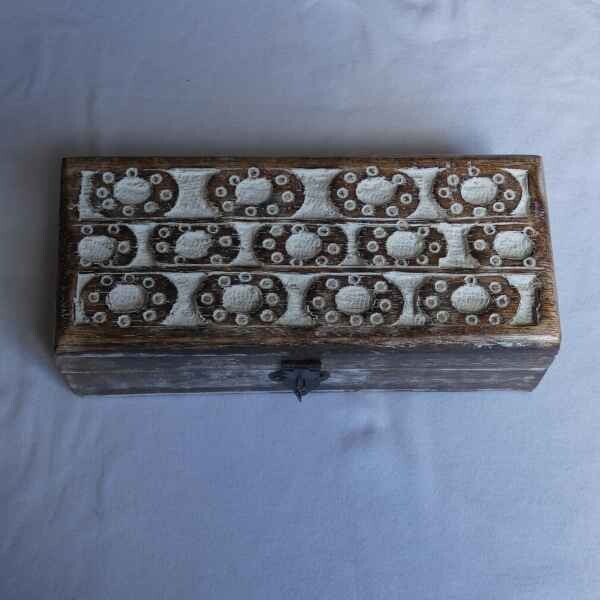 Whitewashed Box - Circle Pattern