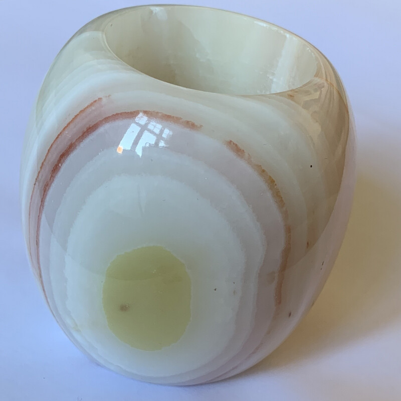 Onyx T-Light holder