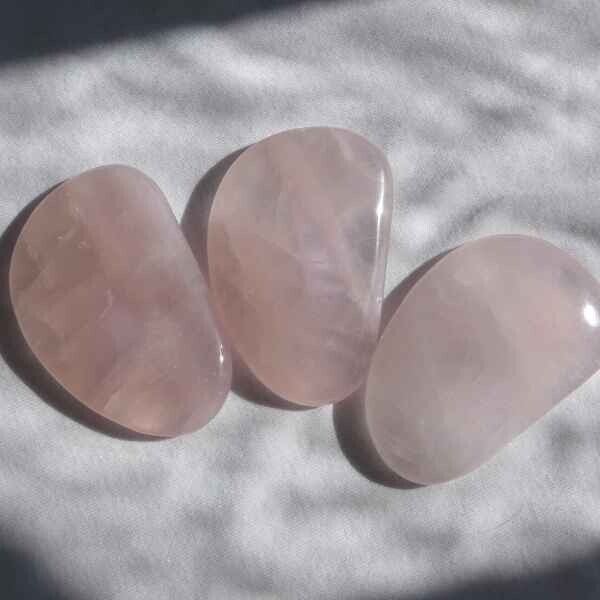 Rose Quartz Thumbstone