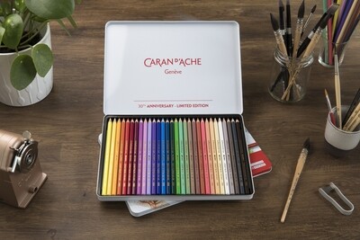 CARAN d&#39;ACHE COULEUR