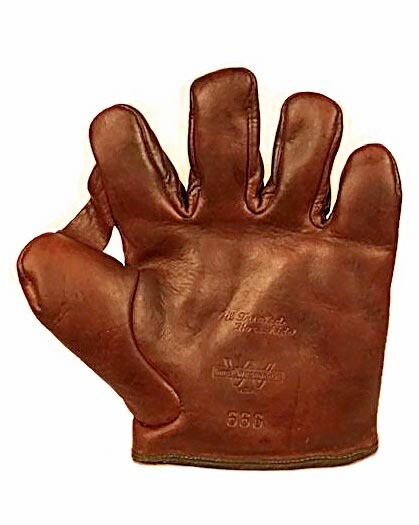 Antique Baseball Glove - 1910&#39;s Thomas E. Wilson