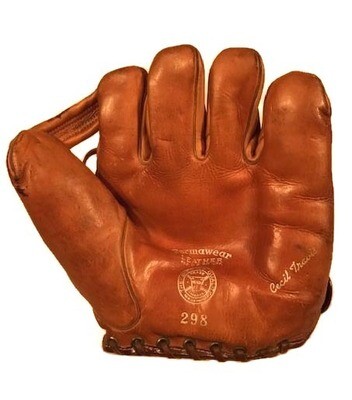 1930's Vintage Baseball Glove - Cecil Travis