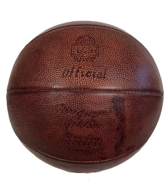 1930&#39;s MacGregor GoldSmith LaceLess Basketball