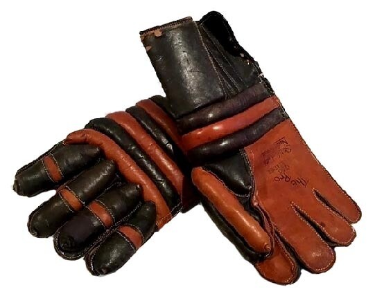 Vintage Hockey Gloves - 1940&#39;s