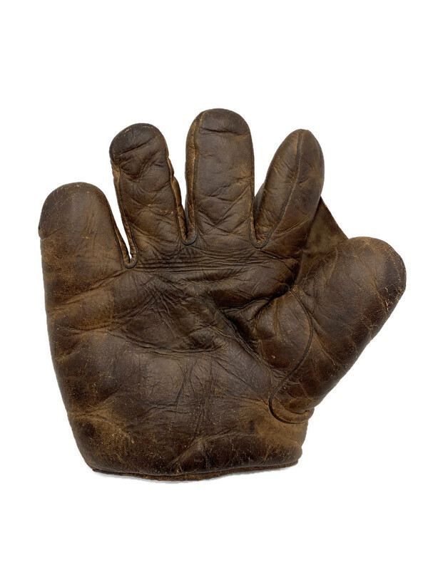 1900-05 AJ Reach Full Web Baseball Fielder’s Glove