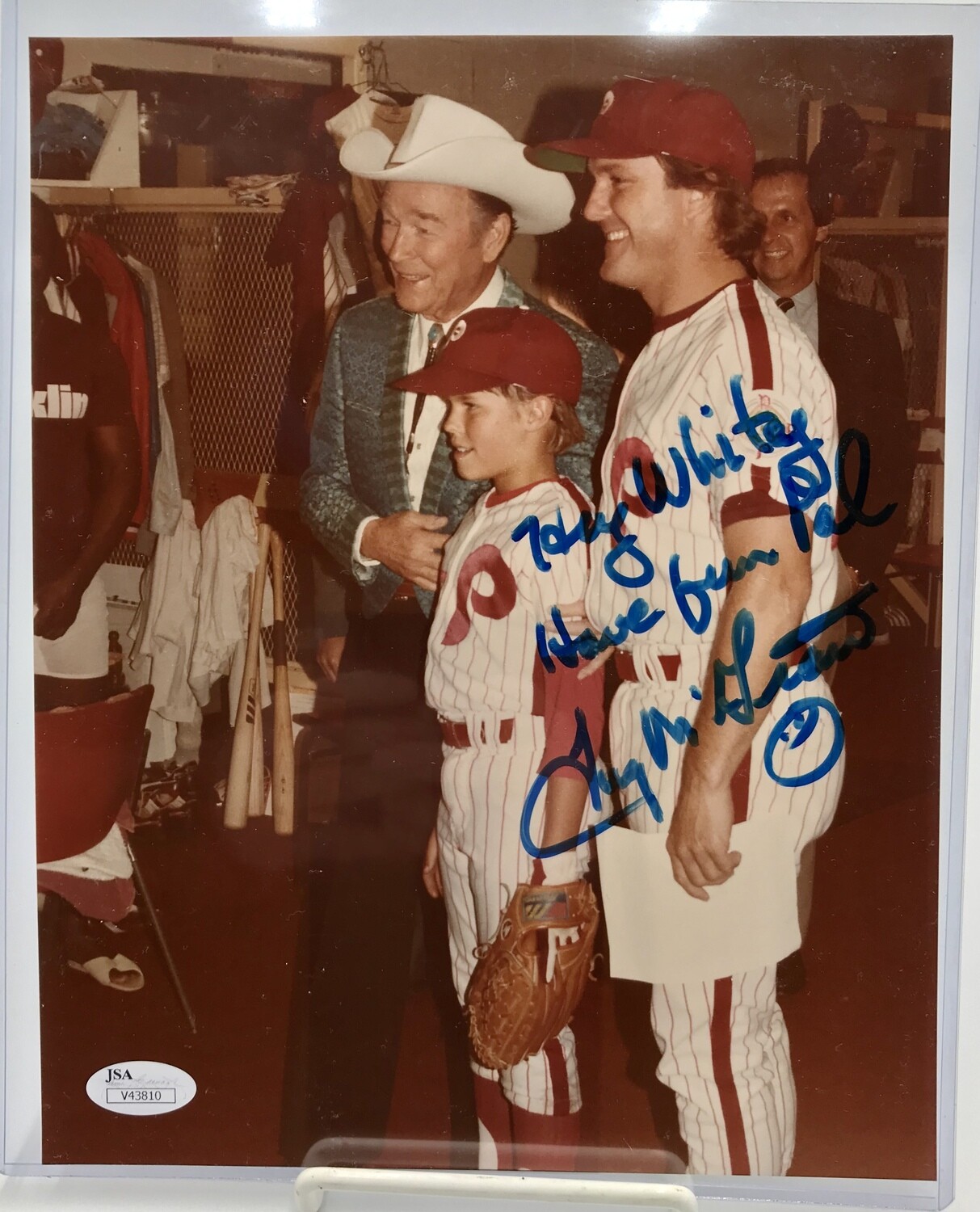 Tug McGraw Signed 8x10 Photo of Tug, his son and Roy Rodgers - JSA