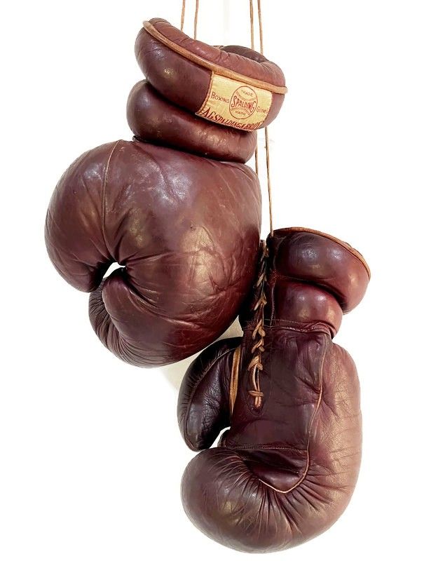 Outstanding 1920–1930’s Spalding Boxing Gloves – Highest Quality, Huge Cloth Patch