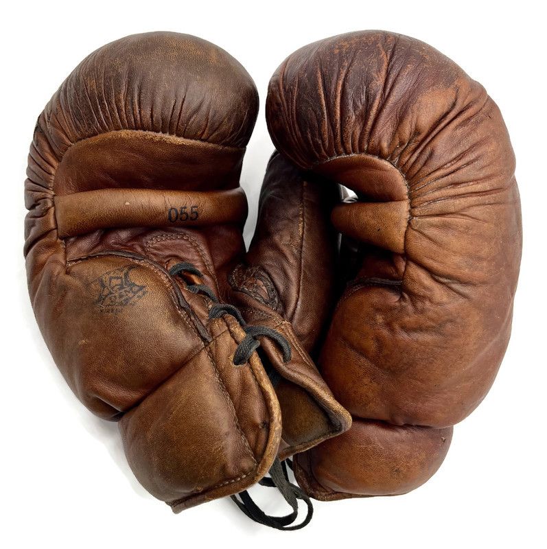 D&amp;M 1910’s Vintage Boxing Gloves by Draper &amp; Maynard