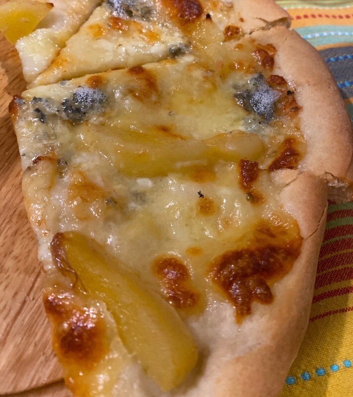 Pizza Gorgonzola And Pear