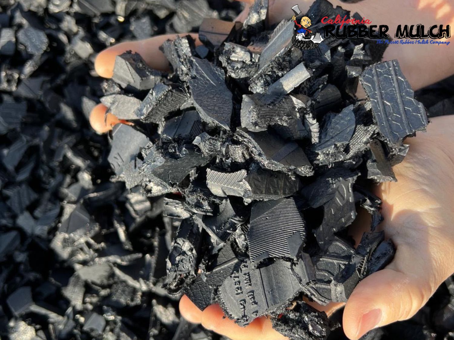 Rubber Mulch - Black 1 Ton