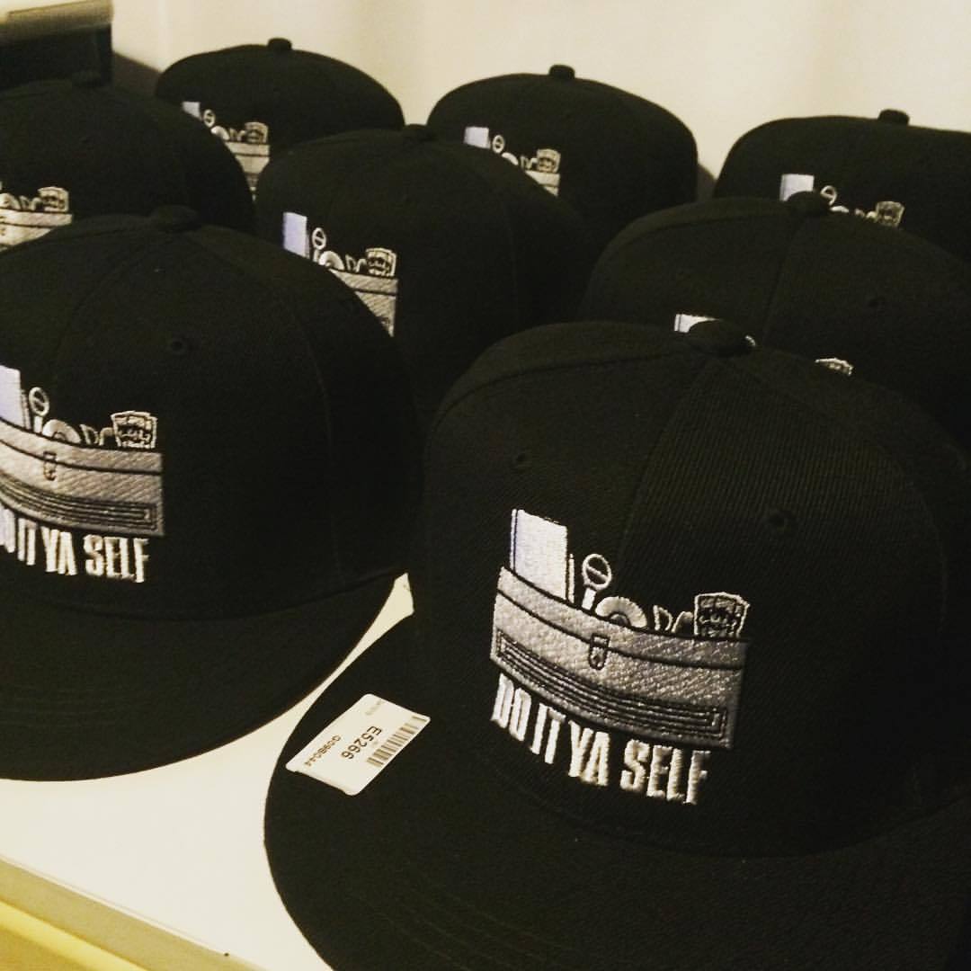 D.I.Y Snapbacks