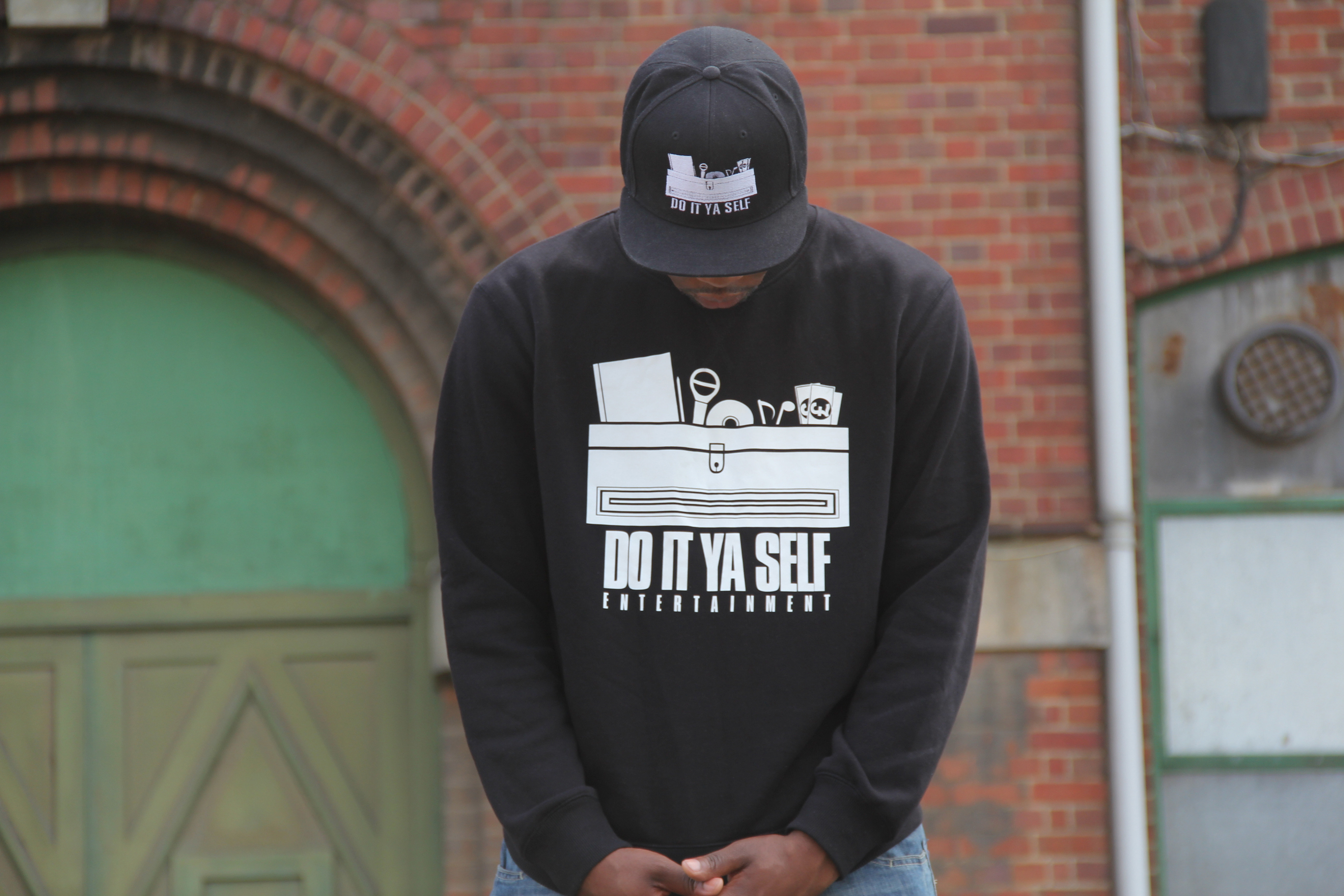 DIY BLACK  SWEATSHIRT