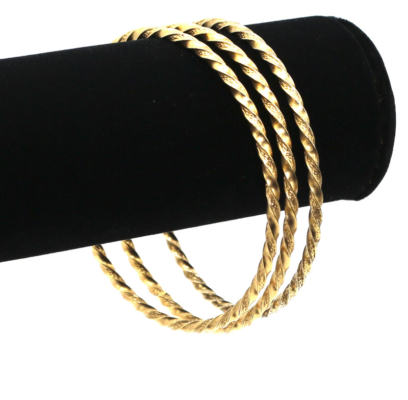 CLASSIC GOLD ROPE BANGLE