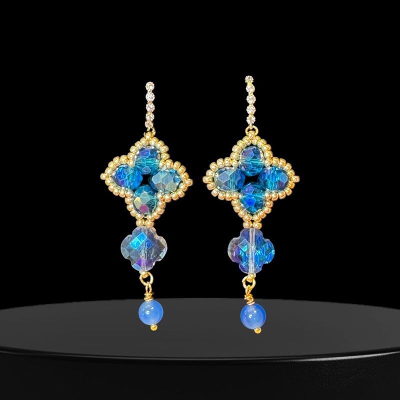 Aurora Fleur Ohrring in Teal, hellgrau und blauer Achatperle
